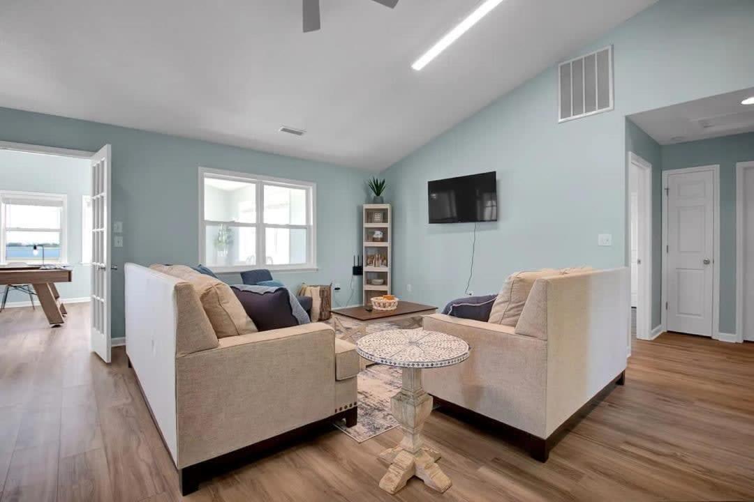 Surf City Serene Waterfront Vacation Home 외부 사진