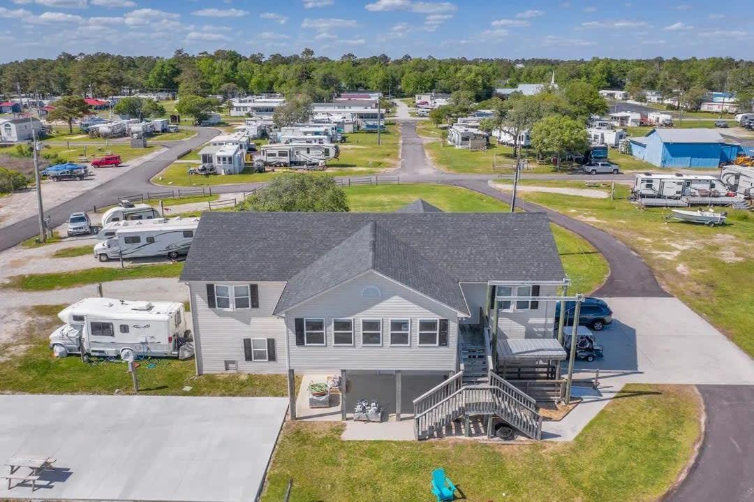 Surf City Serene Waterfront Vacation Home 외부 사진