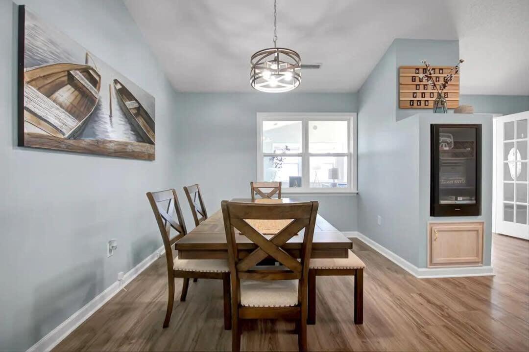 Surf City Serene Waterfront Vacation Home 외부 사진